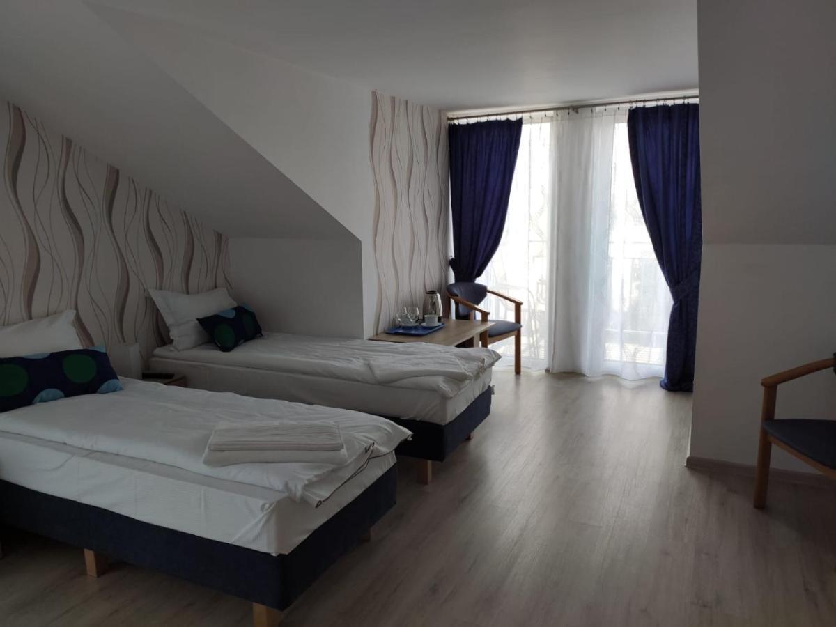 Villa Mors Mielno  Buitenkant foto